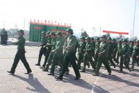 Lực lượng dân quân tự vệ trường Đại học Sao Đỏ tham gia lễ ra quân huấn luyện 2018