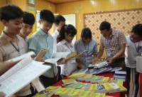 Sinh viên Đại học Sao Đỏ với văn hóa đọc – hưởng ứng Ngày sách Việt Nam